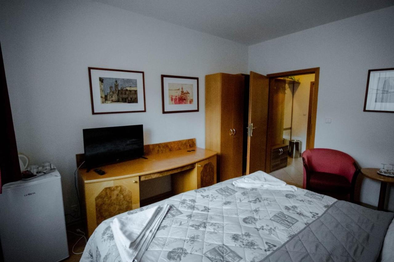 Hotel Kerling Banská Štiavnica Extérieur photo
