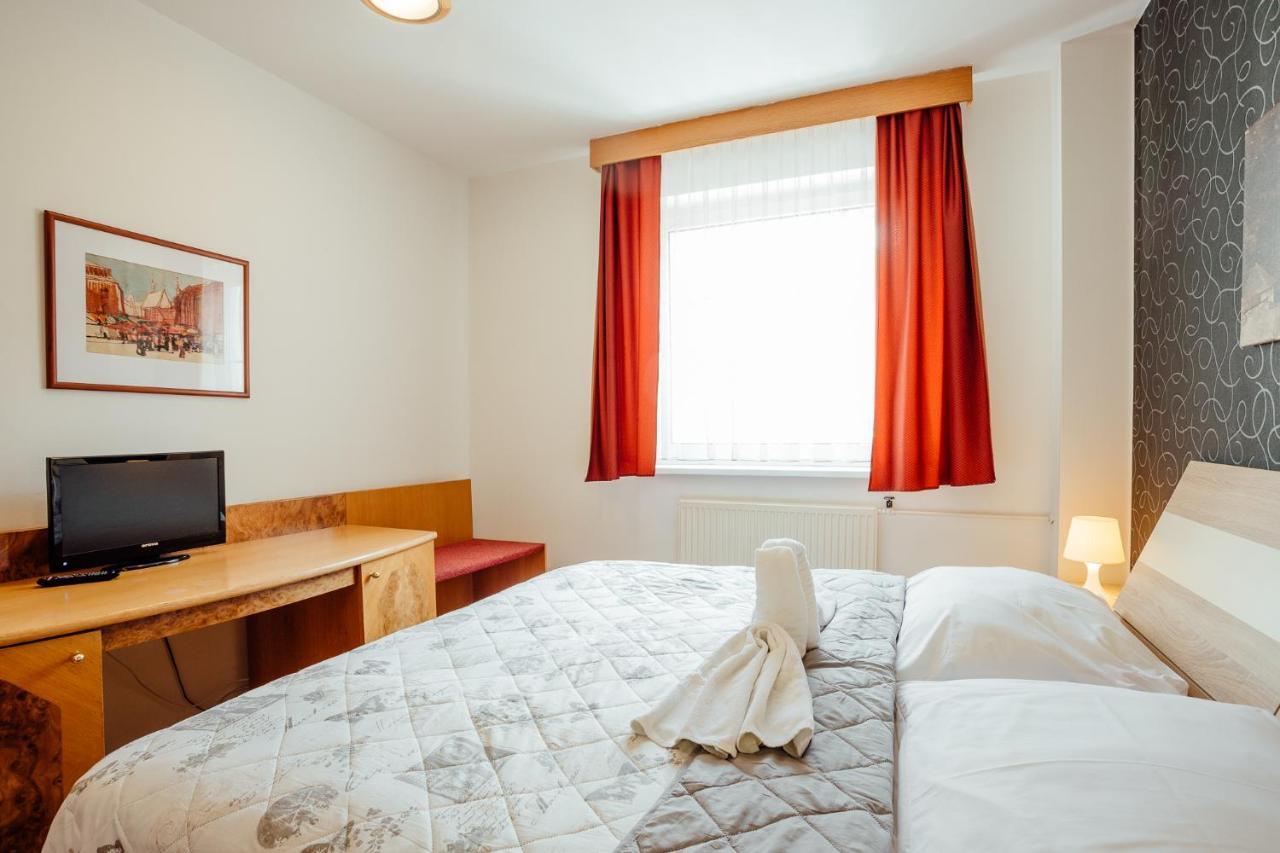 Hotel Kerling Banská Štiavnica Extérieur photo