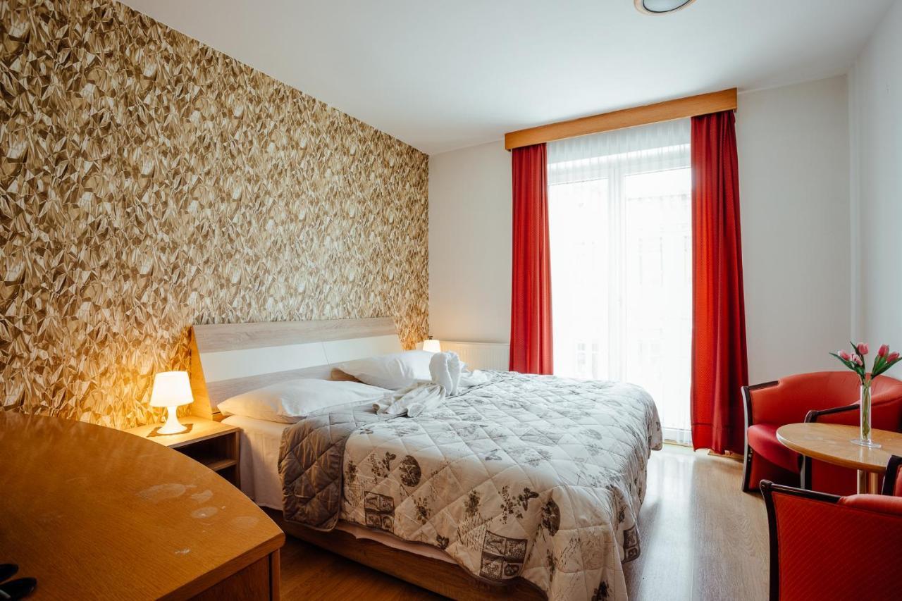 Hotel Kerling Banská Štiavnica Extérieur photo