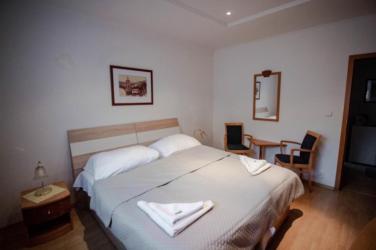 Hotel Kerling Banská Štiavnica Extérieur photo