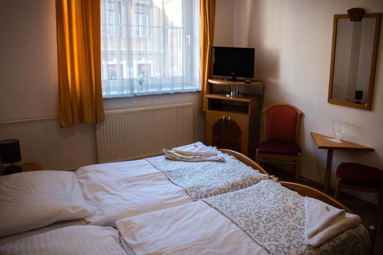 Hotel Kerling Banská Štiavnica Extérieur photo