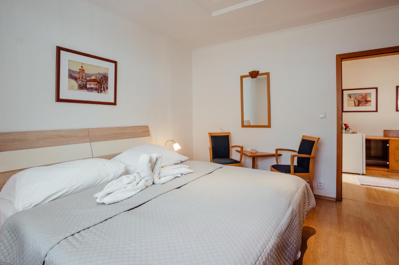Hotel Kerling Banská Štiavnica Extérieur photo