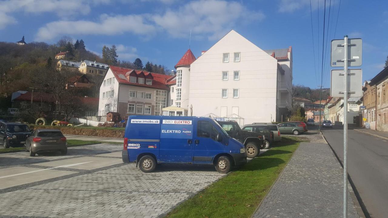 Hotel Kerling Banská Štiavnica Extérieur photo